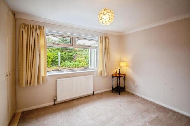 3 bed Bungalow for sale Image 8