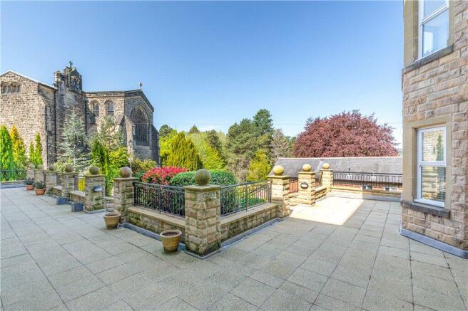 2 bed Apartment for sale Image 11