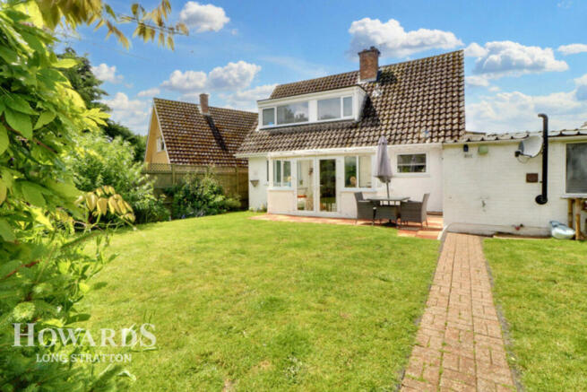 3-bed detached on Highfield, Eye, £290,000