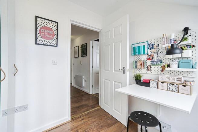 2 bed Flat for sale Image 10