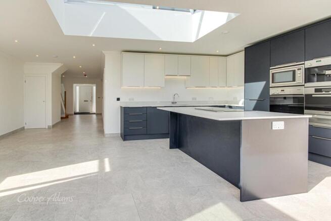 Kitchen & Diner