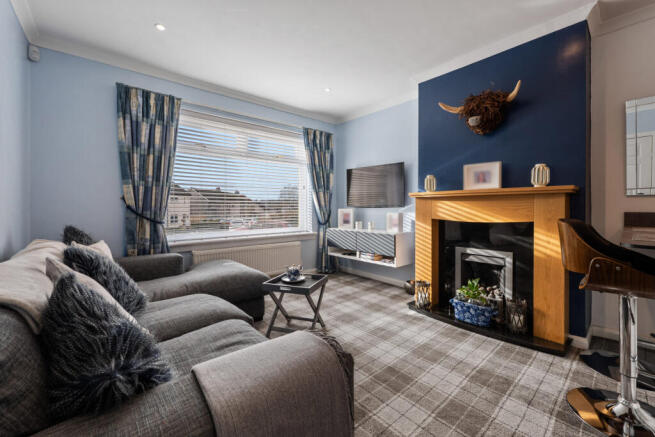 Woodside Avenue, Thornliebank photo 4
