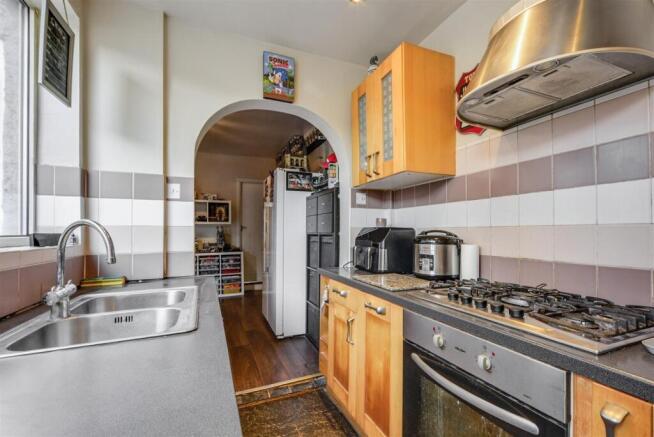 Kitchen_1.jpeg