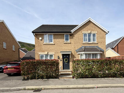 Rhodfa Cae Uchel, Aberdare, Rhondda Cynon Taf