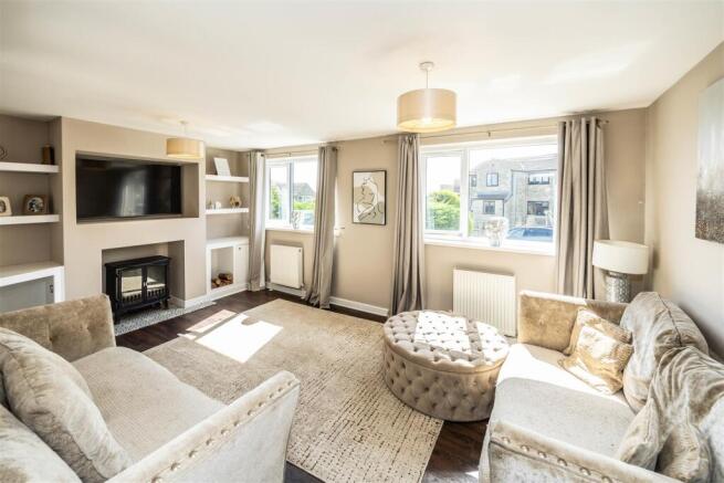 3 bed Detached for sale Image 9