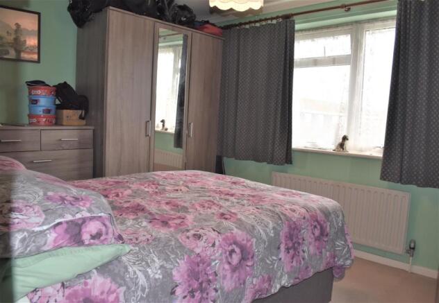 bed 1.jpg