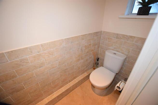 Cloakroom/WC