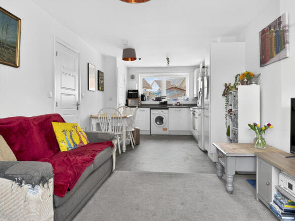 Open plan sitting room/dining room/kitchen
