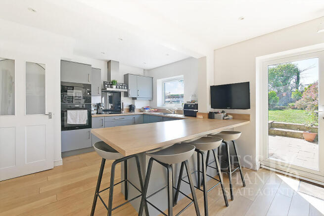 Friars Avenue - NN4 photo 4