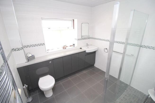 Shower Room / WC