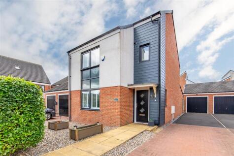 Bowden Close, Great Park, NE13