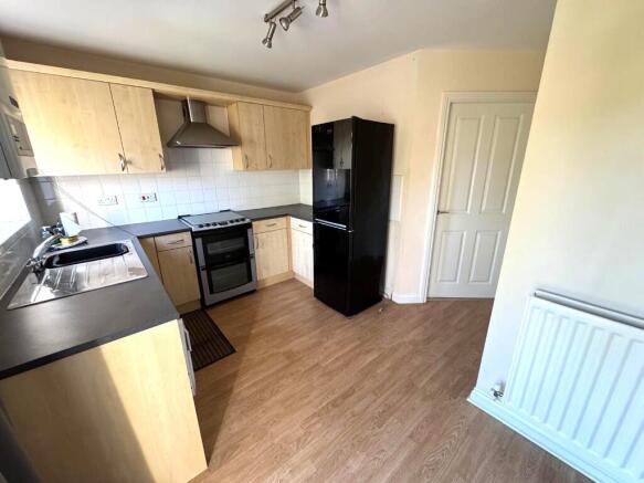 KITCHEN / DINER