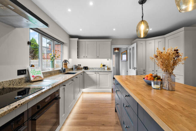 Alfreda, Chester ...