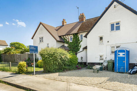 Cross Road, Cholsey, OX10