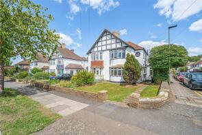 21, Kingsway, West Wickham BR4 9JD