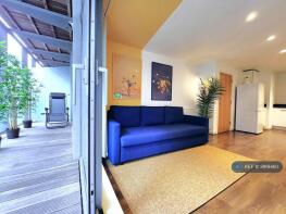 110, East Carriage House, Royal Carriage Mews, London SE18 6GG