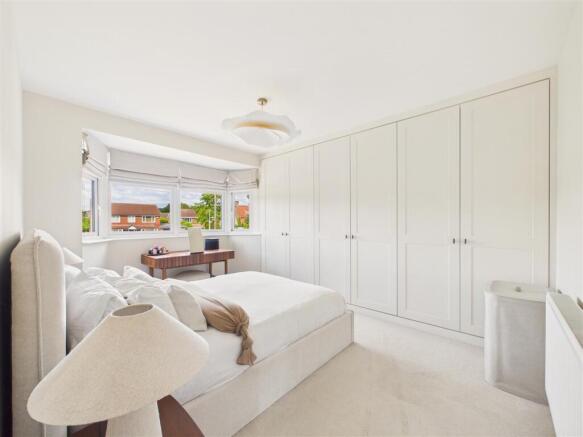 3 bed Semi-Detached for sale Image 6