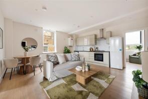Flat 10, Orchard House, Eastwood Close, South Woodford, London E18 1BX