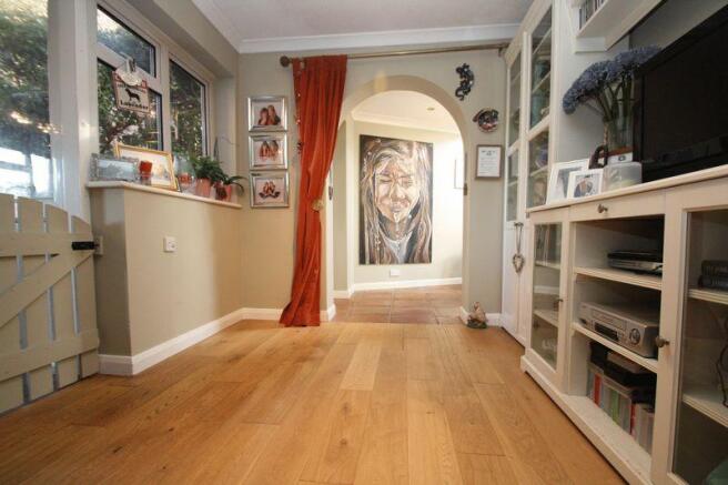 Photo 9