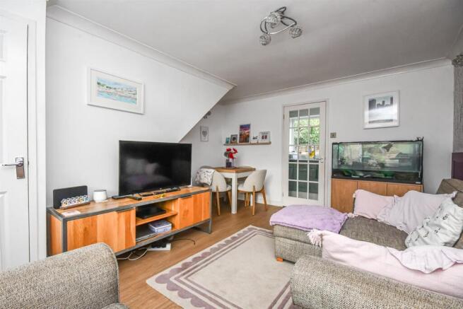 Quendale, Wombourne, Wolverhampton photo 4
