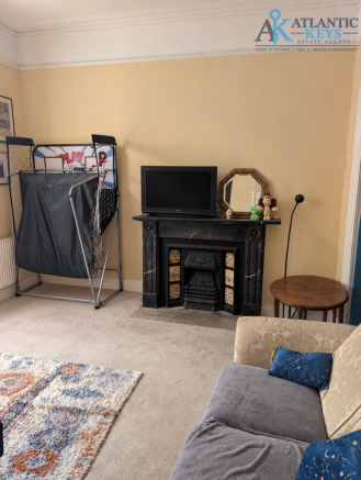 Lounge 2