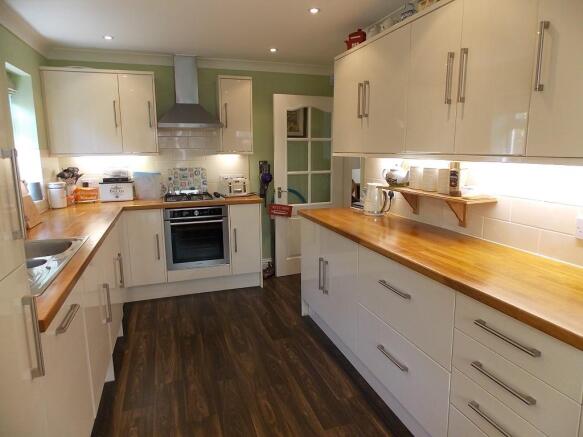 Kitchen/breakfast rm
