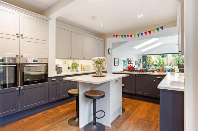 Kitchen/Breakfast Rm