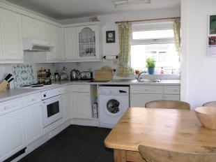 Dining / kitchen