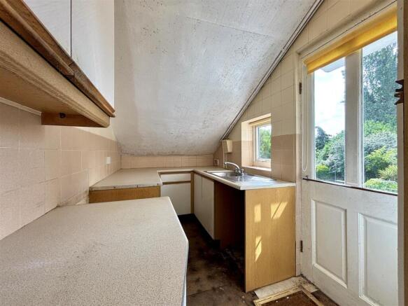 Bramleys Estate Agents - Hawes Crescent - Bradford