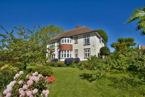 35, Plemont Gardens, Bexhill-on-sea TN39 4HH