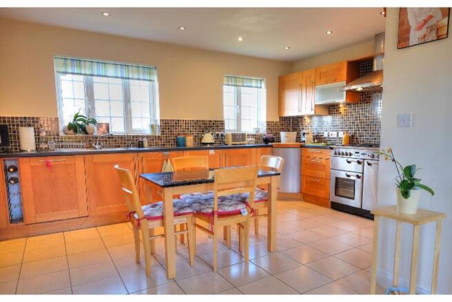 Kitchen / Diner