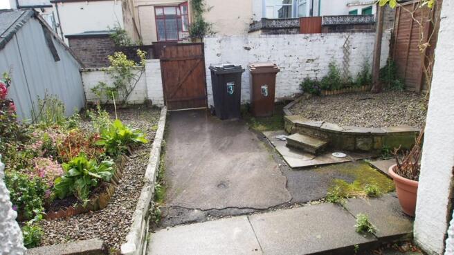 Photo 6