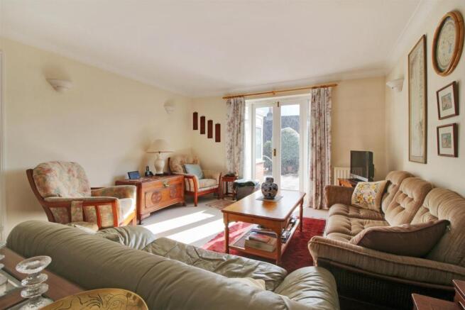 Sitting Room.jpg
