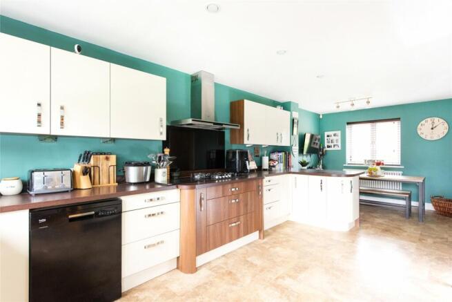 Kitchen/Breakfast
