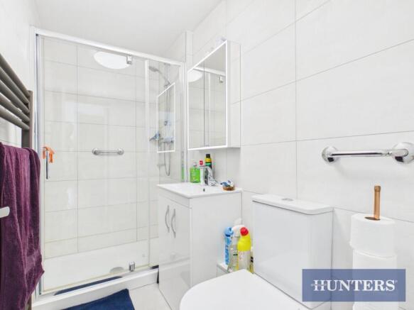2 bed Apartment for sale Image 9