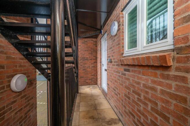 COMMUNAL ENTRANCE.jpg