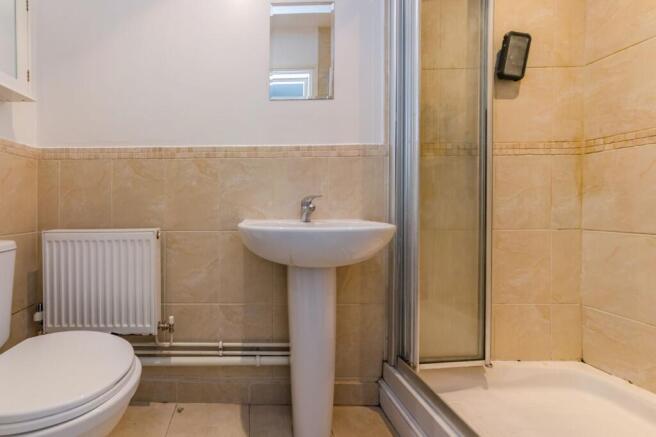 Ground Floor EnSuite