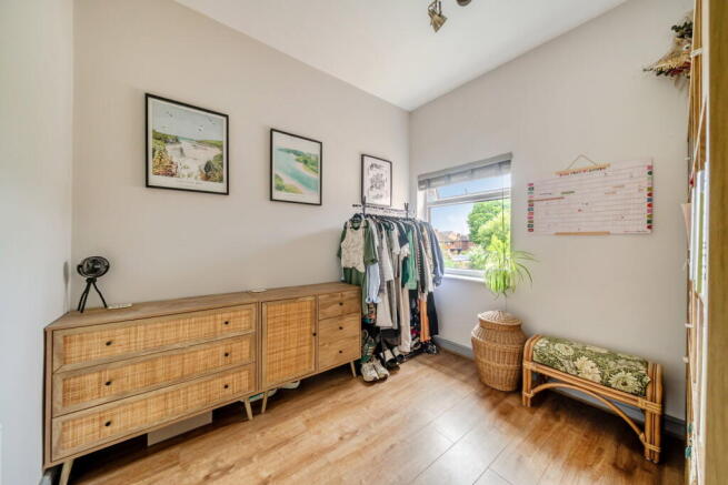 3 bed Terraced for sale Image 10