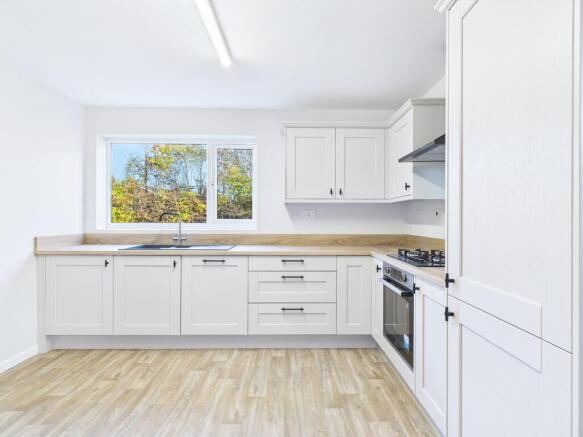 CAM01909G0-PR0428-STILL011