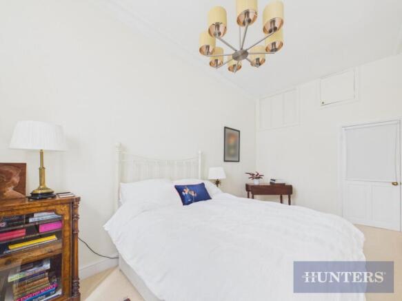 2 bed Flat for sale Image 10