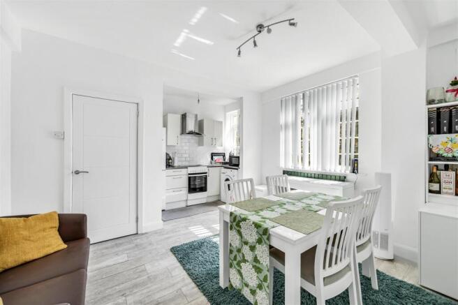 Flat 24, Acton House-2.jpg