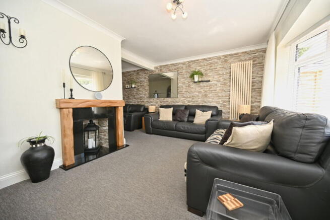 3 bed Semi-Detached for sale Image 5