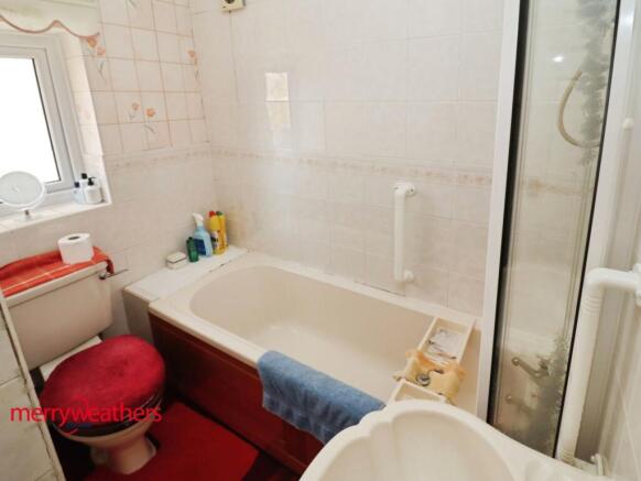 3 bed Semi-Detached for sale Image 10
