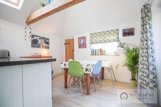 Kitchen / Dining Room