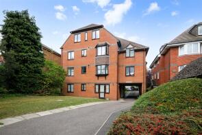 Flat 2, 24 Grayshott Court, Grange Road, Sutton SM2 6RS
