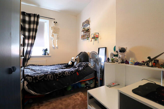 3 bed Terraced for sale Image 9