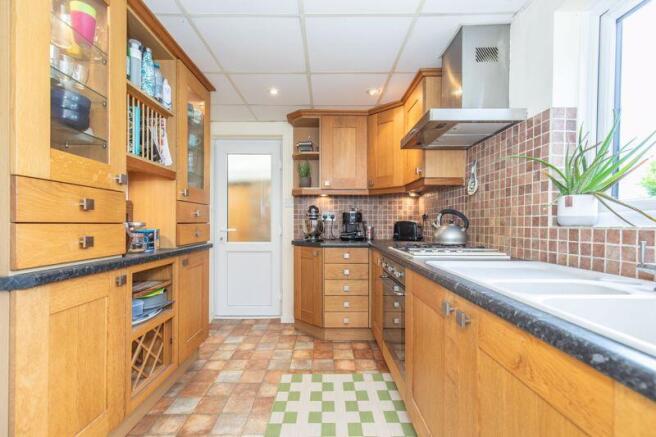 Manor Way, Uckfield photo 4