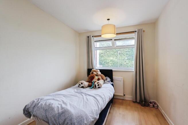 3 bed Terraced for sale Image 10