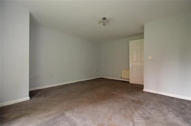 3 bed Apartment for sale Image 7