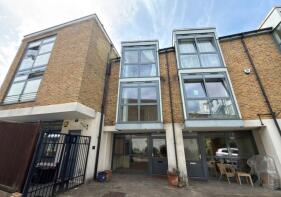 12, Isabella Mews, Balls Pond Road, Hackney, London N1 4BJ